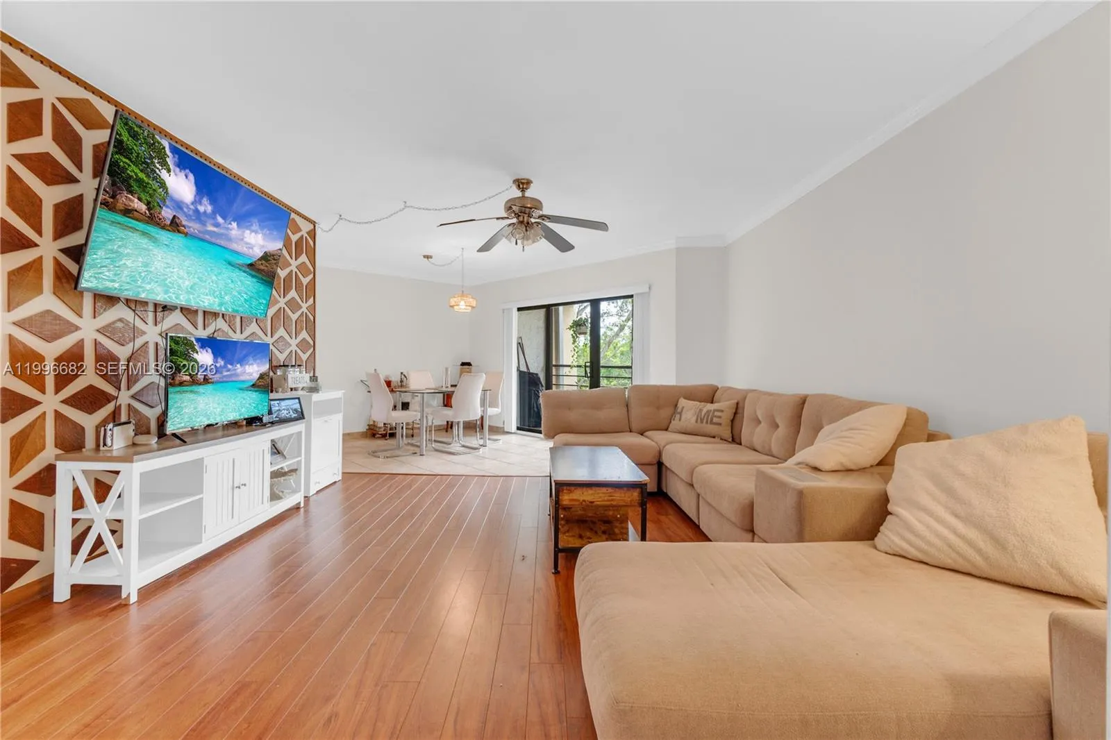 6755 W Broward Blvd 405, Plantation, Florida 33317, Plantation, Florida 33317, 2 Bedrooms Bedrooms, ,2 BathroomsBathrooms,Residential,For Sale,6755 W Broward Blvd 405, Plantation, Florida 33317,A11996682