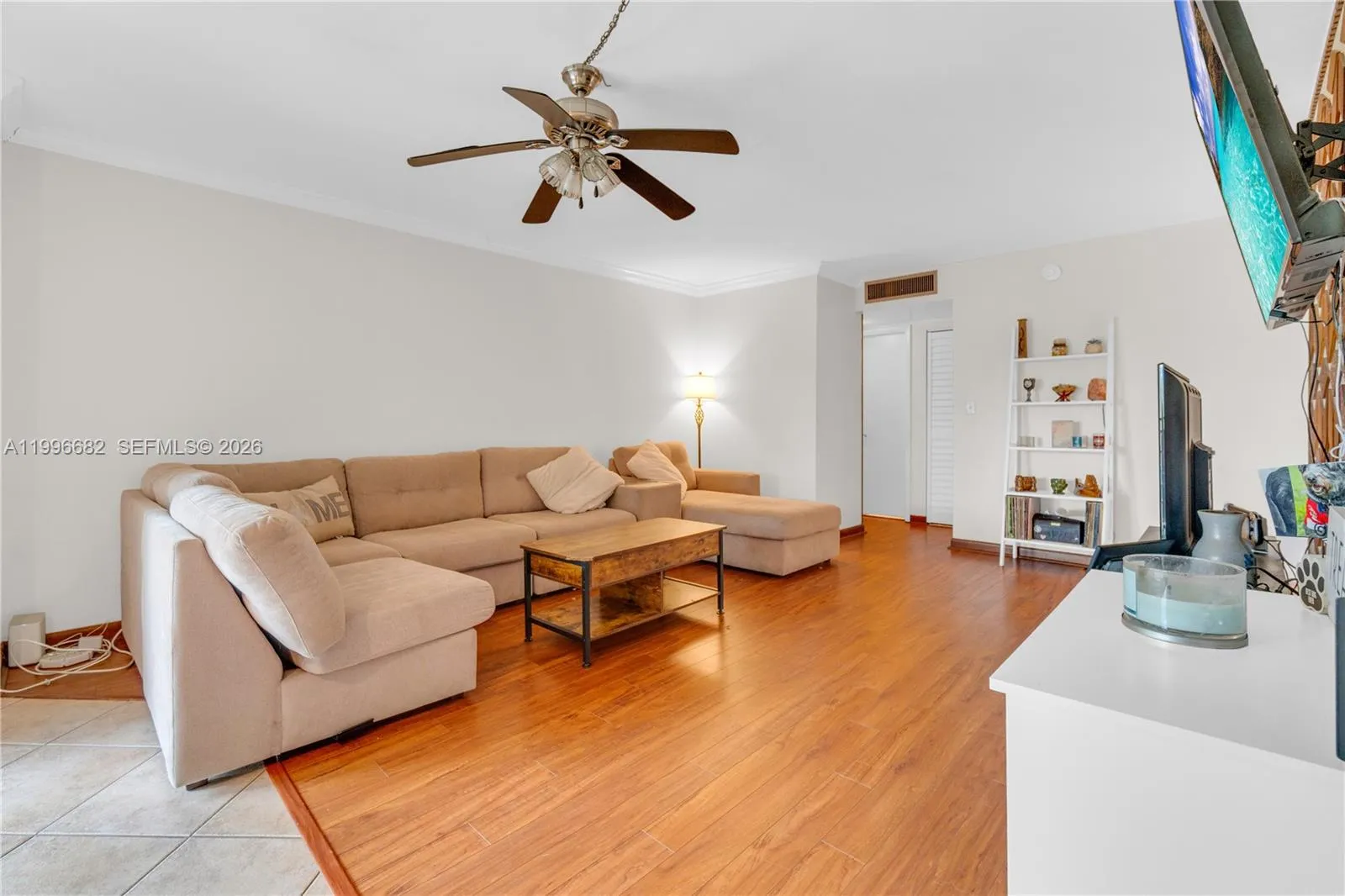 6755 W Broward Blvd 405, Plantation, Florida 33317, Plantation, Florida 33317, 2 Bedrooms Bedrooms, ,2 BathroomsBathrooms,Residential,For Sale,6755 W Broward Blvd 405, Plantation, Florida 33317,A11996682