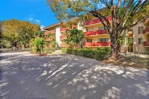 1205 Mariposa Ave 219, Coral Gables, Florida 33146, Coral Gables, Florida 33146, 2 Bedrooms Bedrooms, ,2 BathroomsBathrooms,Residential Lease,For Rent,1205 Mariposa Ave 219, Coral Gables, Florida 33146,A11998743