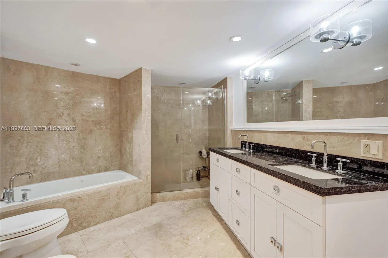 5660 Collins Ave 20b, Miami Beach, Florida 33140, Miami Beach, Florida 33140, 2 Bedrooms Bedrooms, ,2 BathroomsBathrooms,Residential,For Sale,5660 Collins Ave 20b, Miami Beach, Florida 33140,A11997863