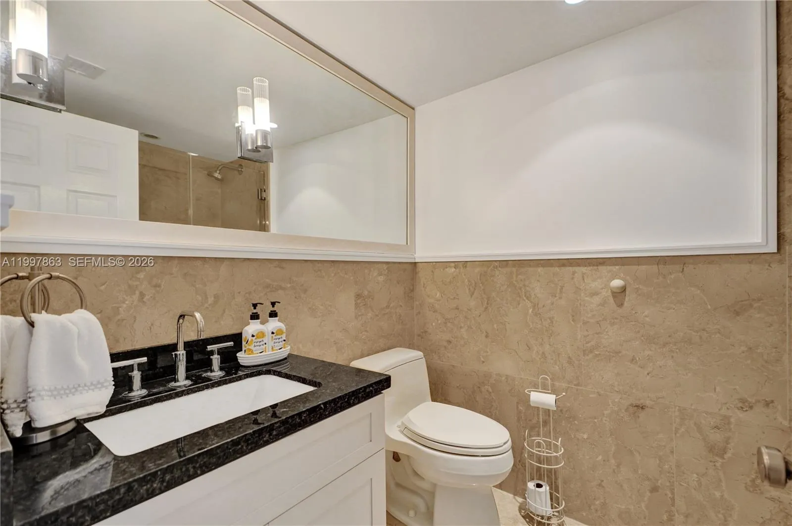 5660 Collins Ave 20b, Miami Beach, Florida 33140, Miami Beach, Florida 33140, 2 Bedrooms Bedrooms, ,2 BathroomsBathrooms,Residential,For Sale,5660 Collins Ave 20b, Miami Beach, Florida 33140,A11997863