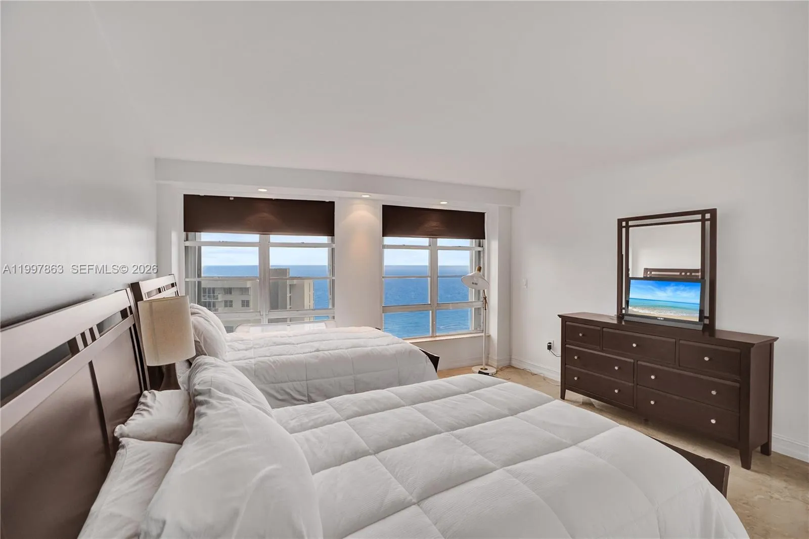 5660 Collins Ave 20b, Miami Beach, Florida 33140, Miami Beach, Florida 33140, 2 Bedrooms Bedrooms, ,2 BathroomsBathrooms,Residential,For Sale,5660 Collins Ave 20b, Miami Beach, Florida 33140,A11997863