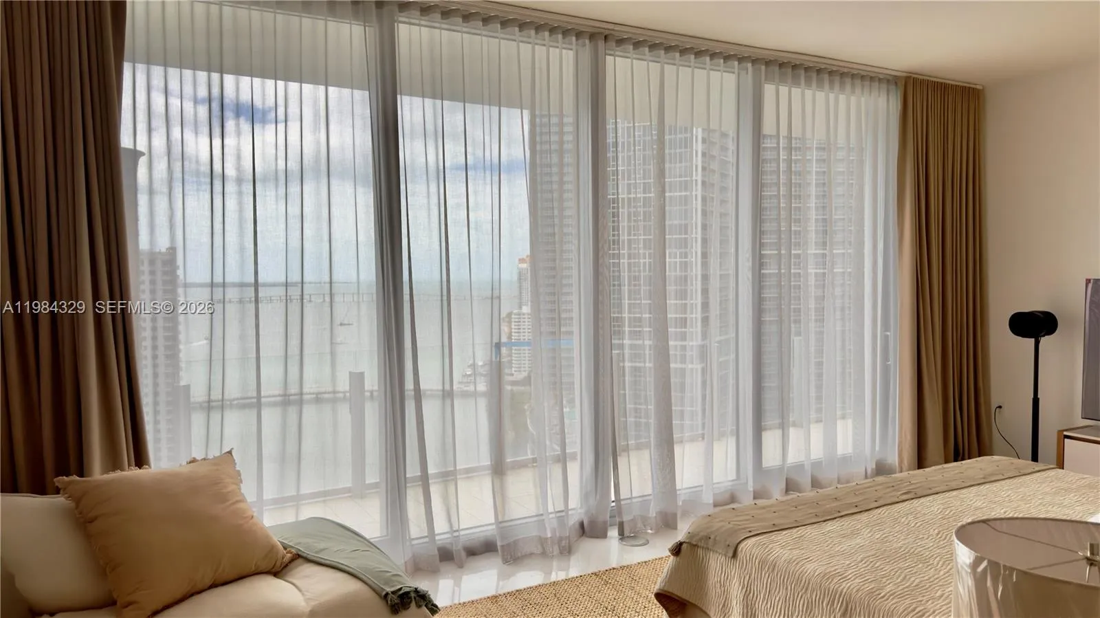 300 Biscayne Boulevard Way 2601e, Miami, Florida 3, Miami, Florida 33131, 5 Bedrooms Bedrooms, ,5 BathroomsBathrooms,Residential Lease,For Rent,300 Biscayne Boulevard Way 2601e, Miami, Florida 3,A11984329
