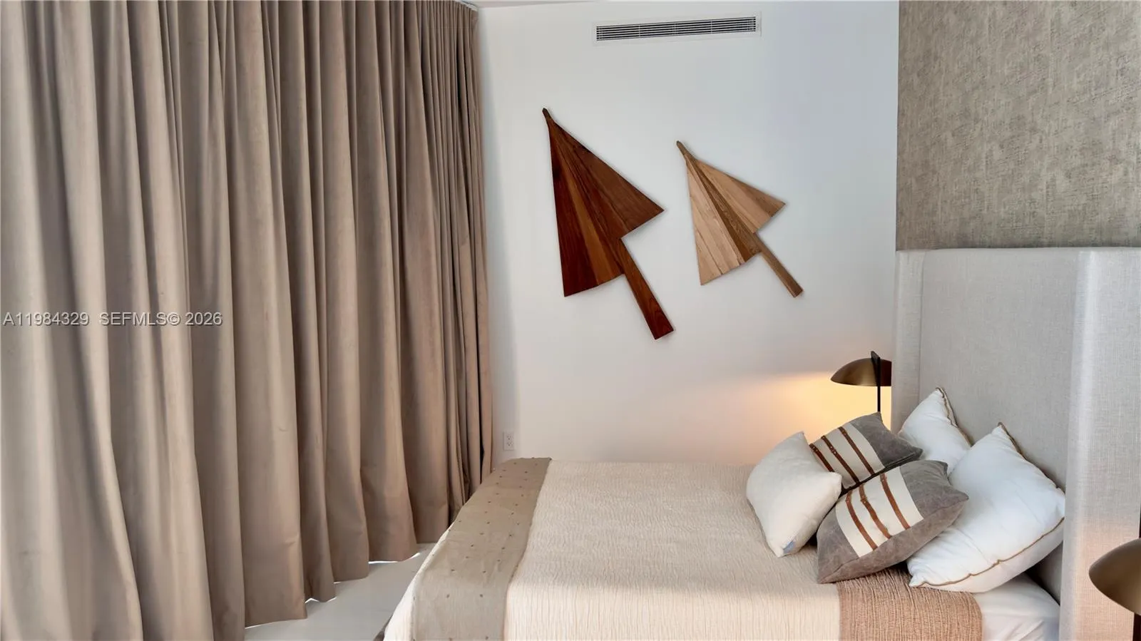 300 Biscayne Boulevard Way 2601e, Miami, Florida 3, Miami, Florida 33131, 5 Bedrooms Bedrooms, ,5 BathroomsBathrooms,Residential Lease,For Rent,300 Biscayne Boulevard Way 2601e, Miami, Florida 3,A11984329