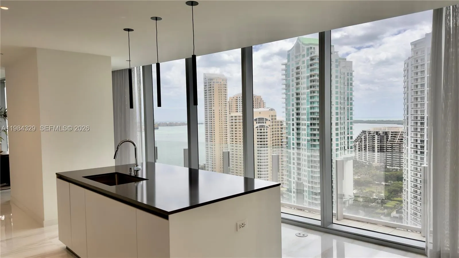 300 Biscayne Boulevard Way 2601e, Miami, Florida 3, Miami, Florida 33131, 5 Bedrooms Bedrooms, ,5 BathroomsBathrooms,Residential Lease,For Rent,300 Biscayne Boulevard Way 2601e, Miami, Florida 3,A11984329