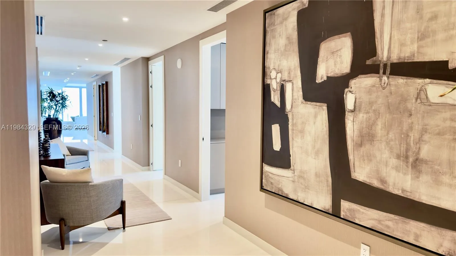 300 Biscayne Boulevard Way 2601e, Miami, Florida 3, Miami, Florida 33131, 5 Bedrooms Bedrooms, ,5 BathroomsBathrooms,Residential Lease,For Rent,300 Biscayne Boulevard Way 2601e, Miami, Florida 3,A11984329