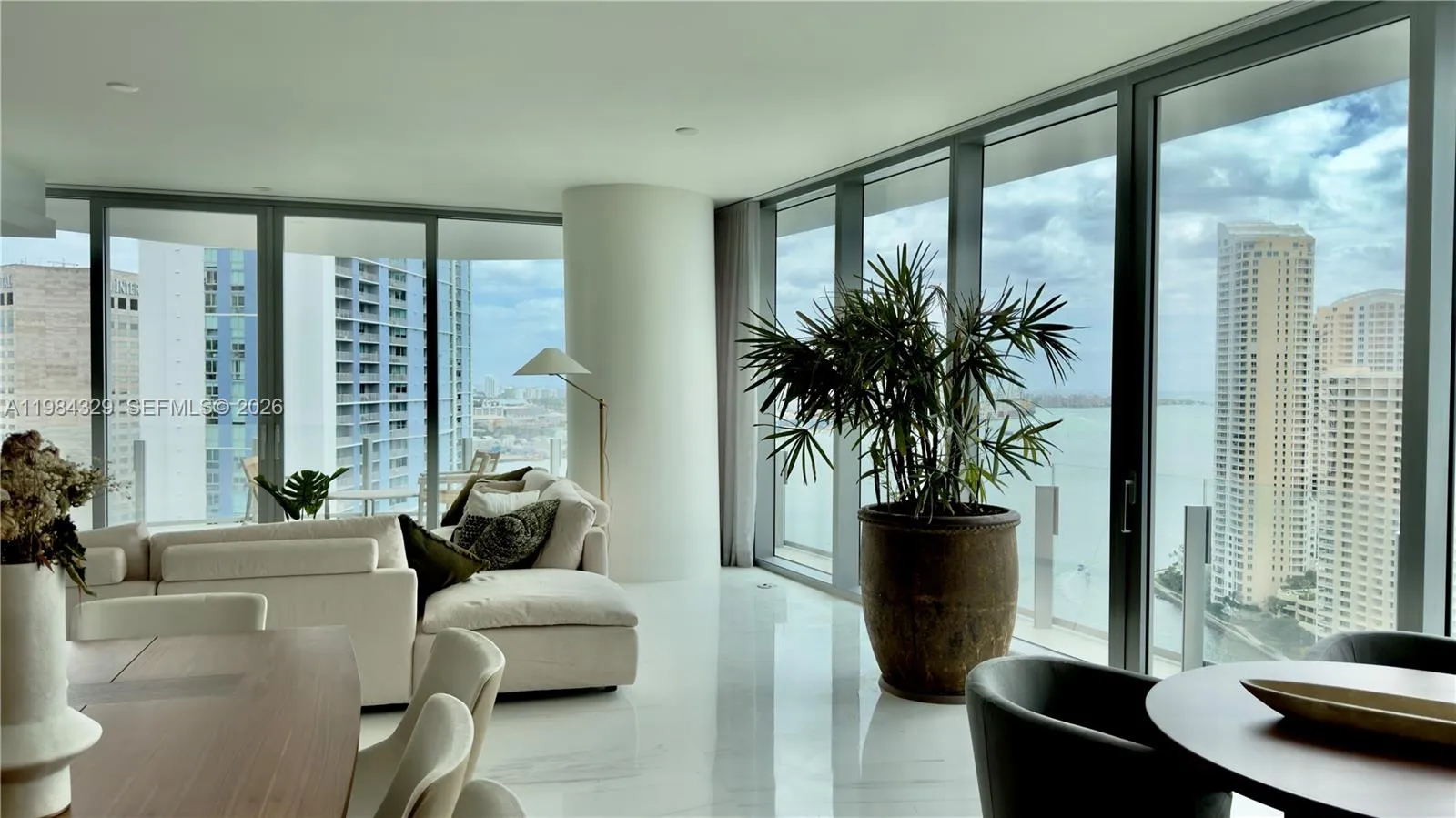 300 Biscayne Boulevard Way 2601e, Miami, Florida 3, Miami, Florida 33131, 5 Bedrooms Bedrooms, ,5 BathroomsBathrooms,Residential Lease,For Rent,300 Biscayne Boulevard Way 2601e, Miami, Florida 3,A11984329