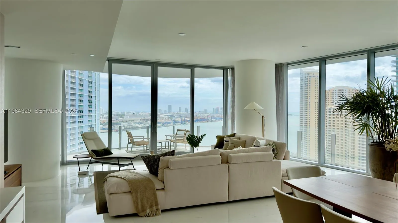 300 Biscayne Boulevard Way 2601e, Miami, Florida 3, Miami, Florida 33131, 5 Bedrooms Bedrooms, ,5 BathroomsBathrooms,Residential Lease,For Rent,300 Biscayne Boulevard Way 2601e, Miami, Florida 3,A11984329