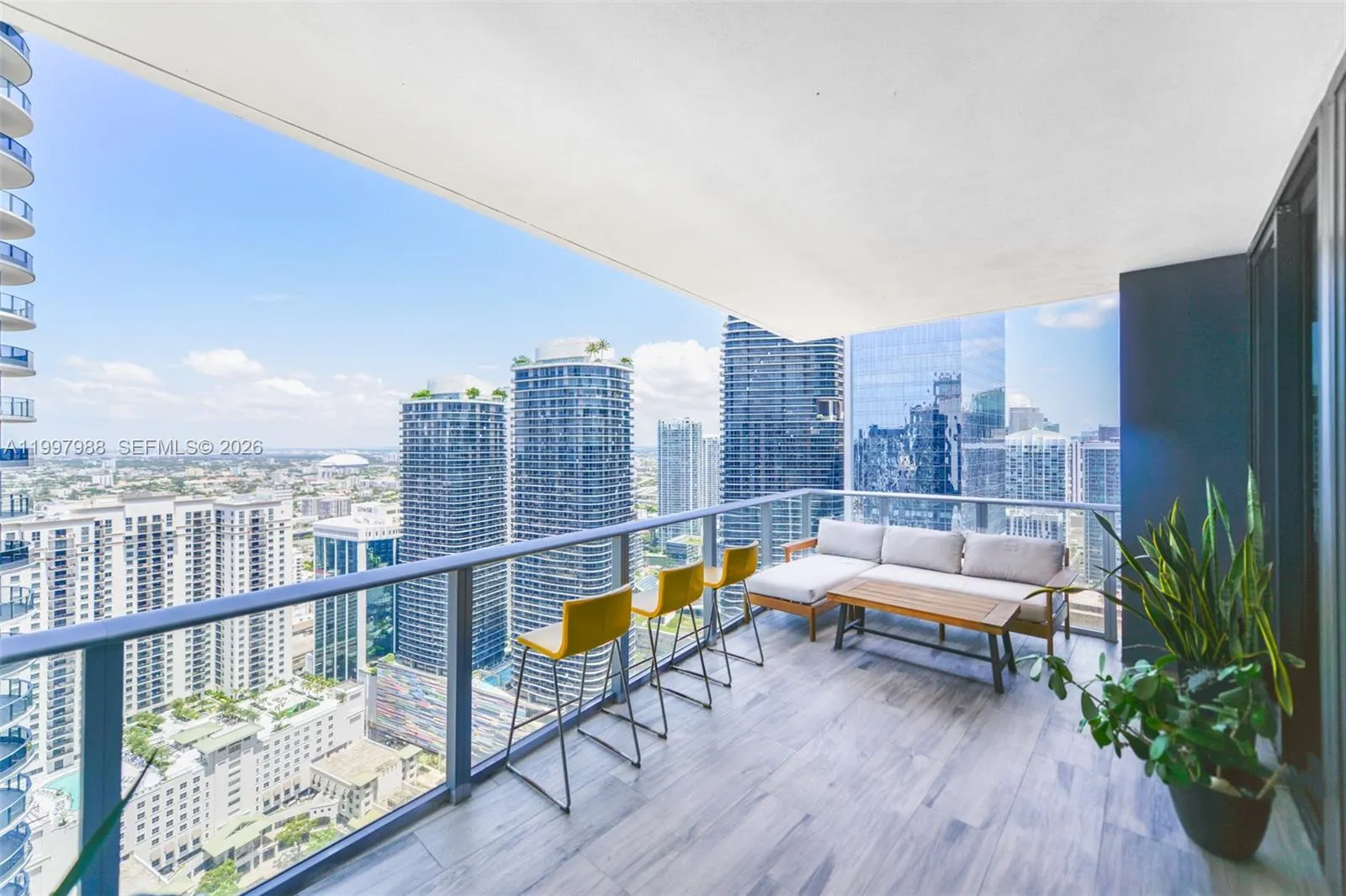 1010 Brickell Ave 4411, Miami, Florida 33131, Miami, Florida 33131, 1 Bedroom Bedrooms, ,1 BathroomBathrooms,Residential Lease,For Rent,1010 Brickell Ave 4411, Miami, Florida 33131,A11997988