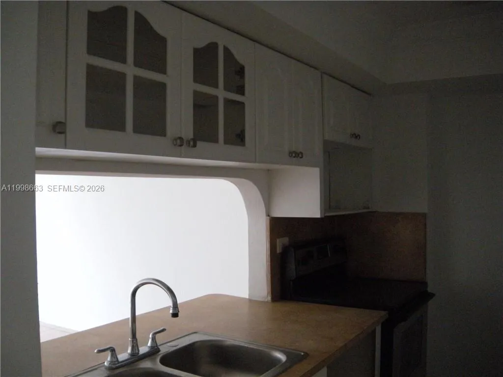 7545 E Treasure Dr 2k, North Bay Village, Florida, North Bay Village, Florida 33141, 1 Bedroom Bedrooms, ,1 BathroomBathrooms,Residential Lease,For Rent,7545 E Treasure Dr 2k, North Bay Village, Florida ,A11998663