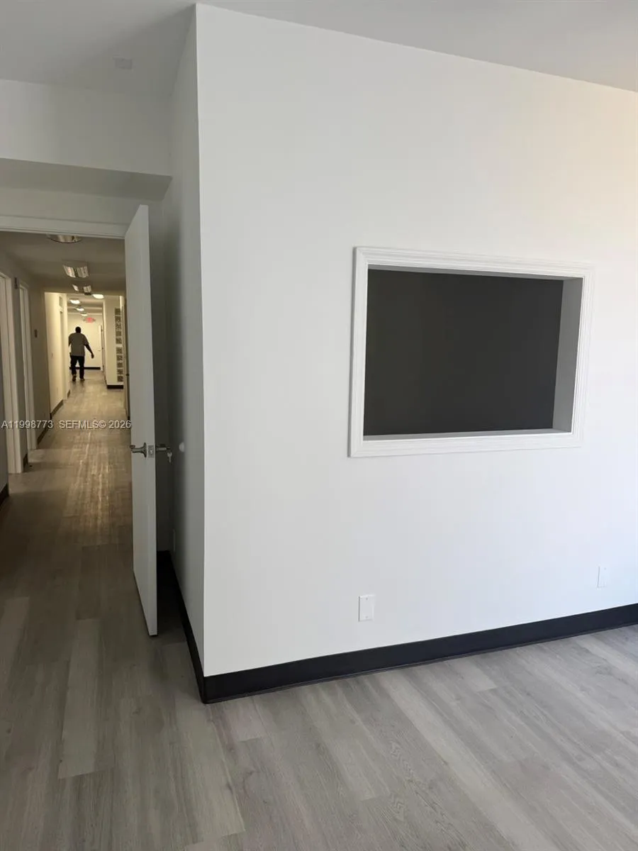 2856 E Oakland Park Blvd, Fort Lauderdale, Florida, Fort Lauderdale, Florida 33306, ,Commercial Lease,For Rent,2856 E Oakland Park Blvd, Fort Lauderdale, Florida,A11998773