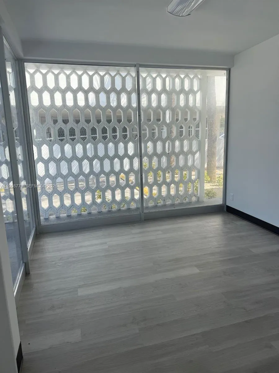 2856 E Oakland Park Blvd, Fort Lauderdale, Florida, Fort Lauderdale, Florida 33306, ,Commercial Lease,For Rent,2856 E Oakland Park Blvd, Fort Lauderdale, Florida,A11998773