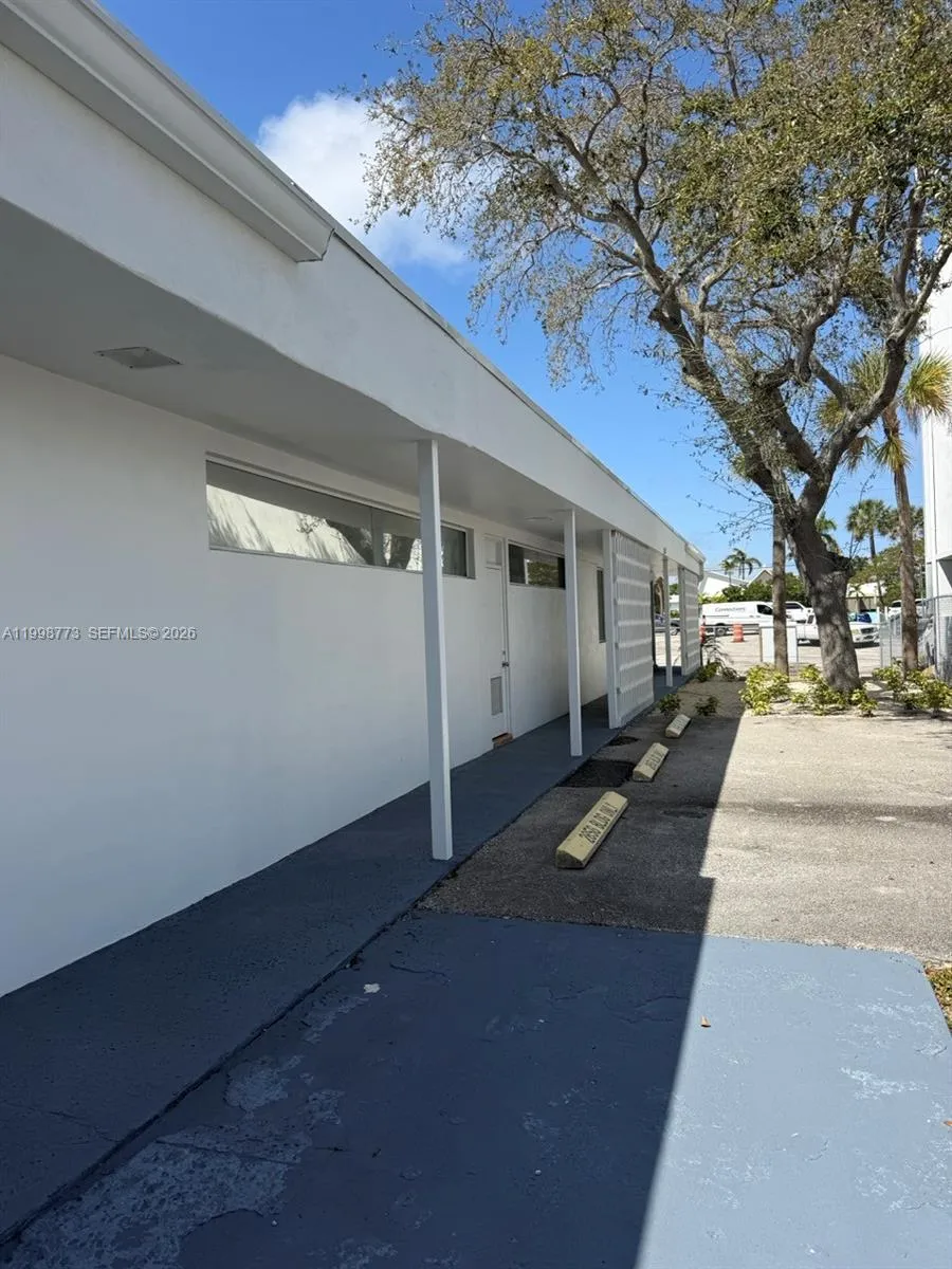 2856 E Oakland Park Blvd, Fort Lauderdale, Florida, Fort Lauderdale, Florida 33306, ,Commercial Lease,For Rent,2856 E Oakland Park Blvd, Fort Lauderdale, Florida,A11998773