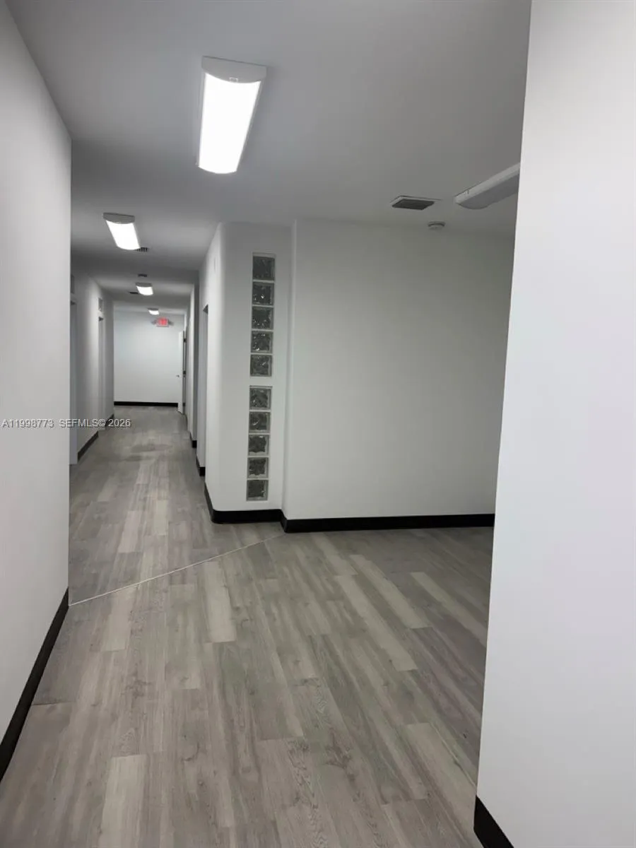 2856 E Oakland Park Blvd, Fort Lauderdale, Florida, Fort Lauderdale, Florida 33306, ,Commercial Lease,For Rent,2856 E Oakland Park Blvd, Fort Lauderdale, Florida,A11998773