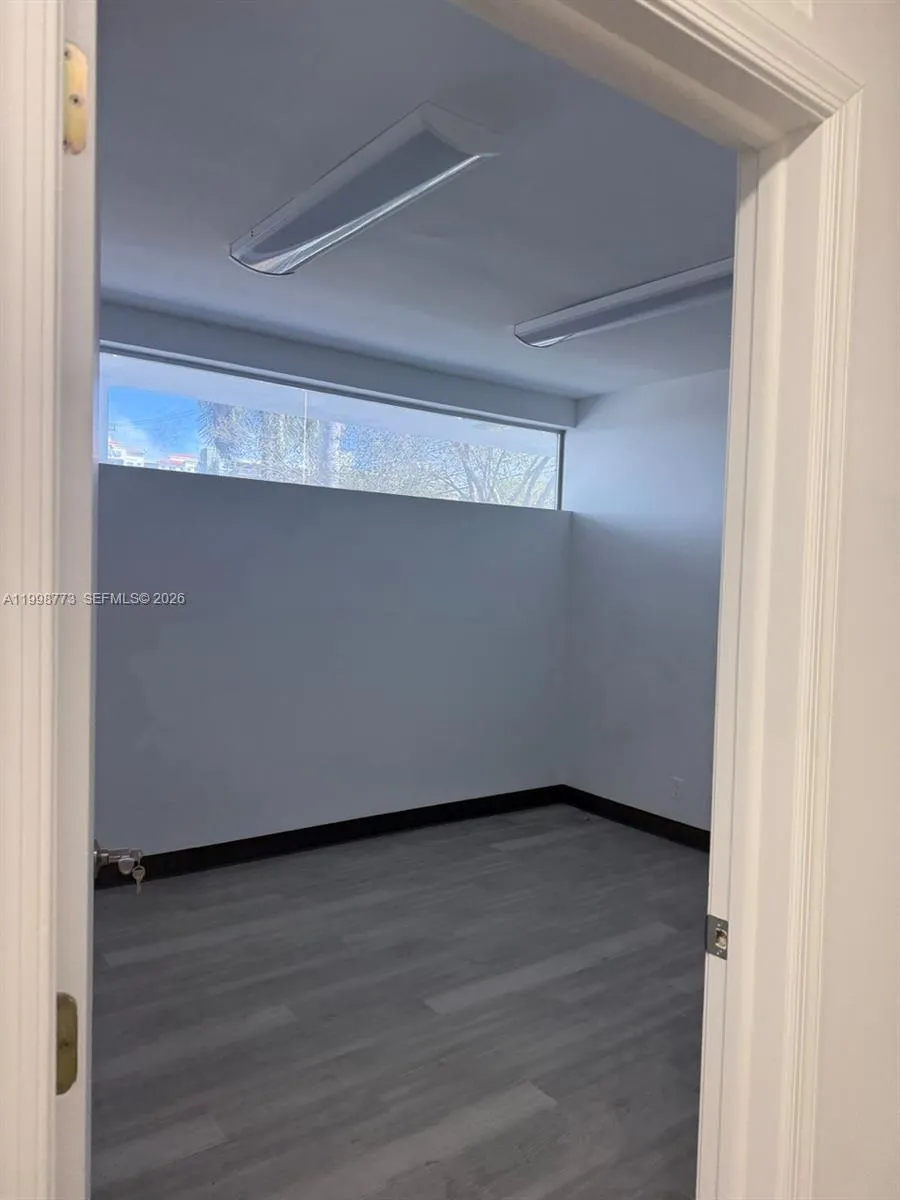 2856 E Oakland Park Blvd, Fort Lauderdale, Florida, Fort Lauderdale, Florida 33306, ,Commercial Lease,For Rent,2856 E Oakland Park Blvd, Fort Lauderdale, Florida,A11998773