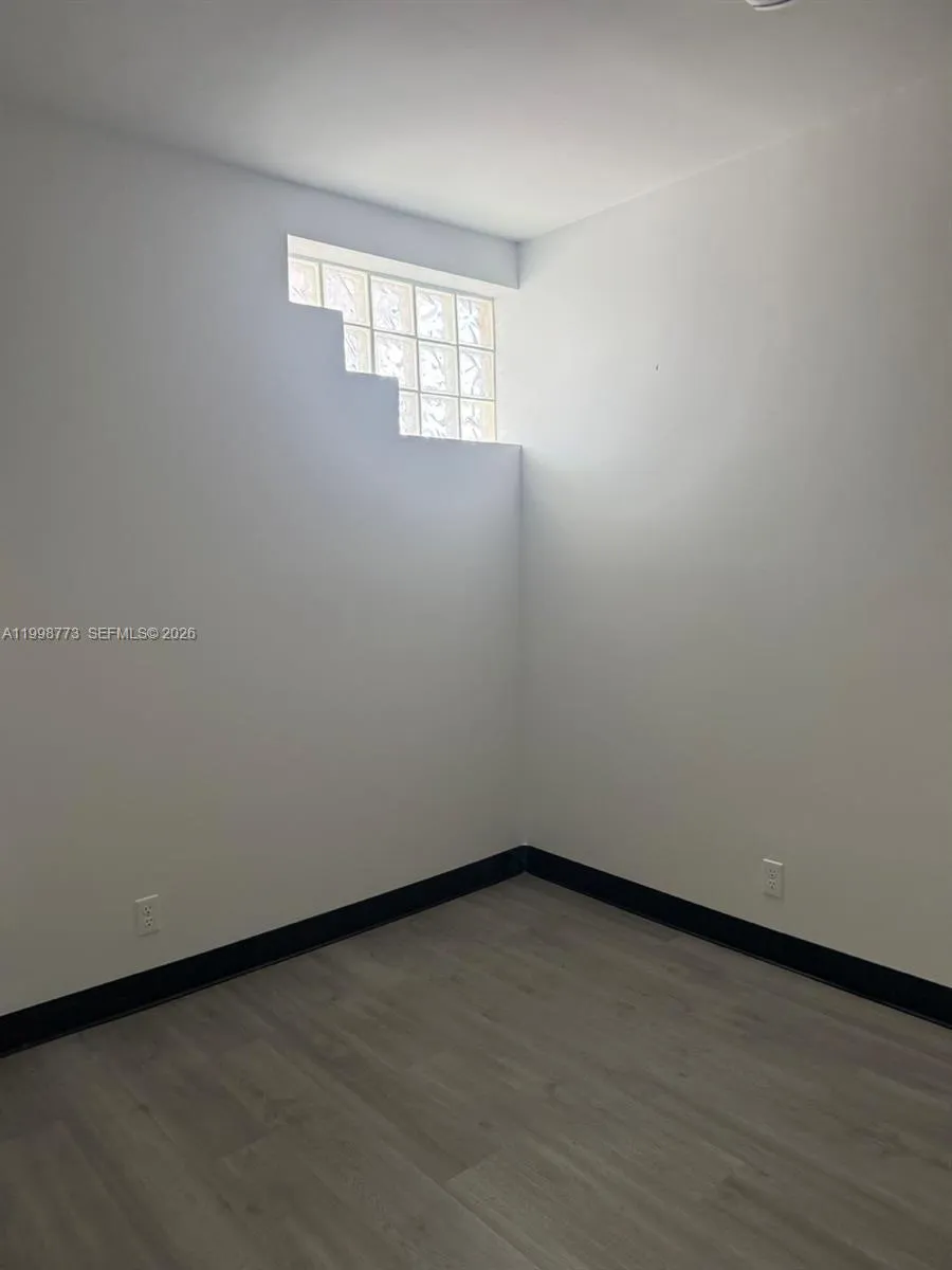 2856 E Oakland Park Blvd, Fort Lauderdale, Florida, Fort Lauderdale, Florida 33306, ,Commercial Lease,For Rent,2856 E Oakland Park Blvd, Fort Lauderdale, Florida,A11998773