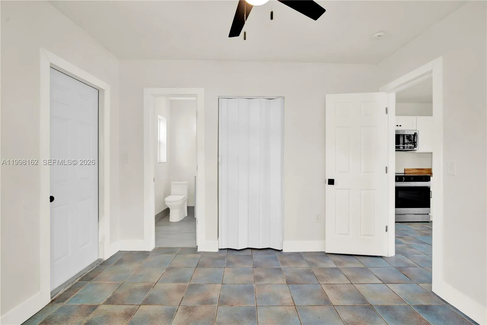 105 Nw 7th Ave, Homestead, Florida 33030, Homestead, Florida 33030, ,Residential Income,For Sale,105 Nw 7th Ave, Homestead, Florida 33030,A11998162