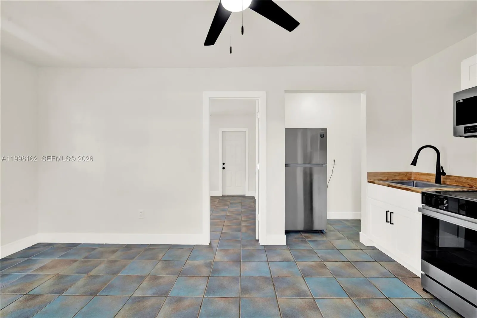 105 Nw 7th Ave, Homestead, Florida 33030, Homestead, Florida 33030, ,Residential Income,For Sale,105 Nw 7th Ave, Homestead, Florida 33030,A11998162