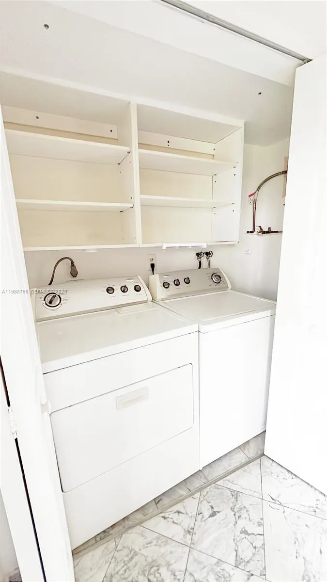 1283 W 51st Place 12, Hialeah, Florida 33012, Hialeah, Florida 33012, 2 Bedrooms Bedrooms, ,1 BathroomBathrooms,Residential Lease,For Rent,1283 W 51st Place 12, Hialeah, Florida 33012,A11998790