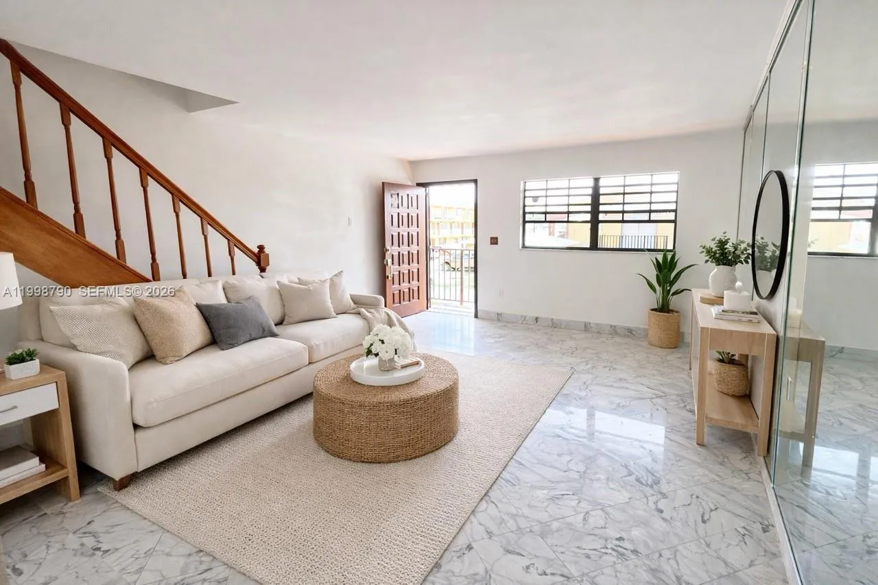 1283 W 51st Place 12, Hialeah, Florida 33012, Hialeah, Florida 33012, 2 Bedrooms Bedrooms, ,1 BathroomBathrooms,Residential Lease,For Rent,1283 W 51st Place 12, Hialeah, Florida 33012,A11998790