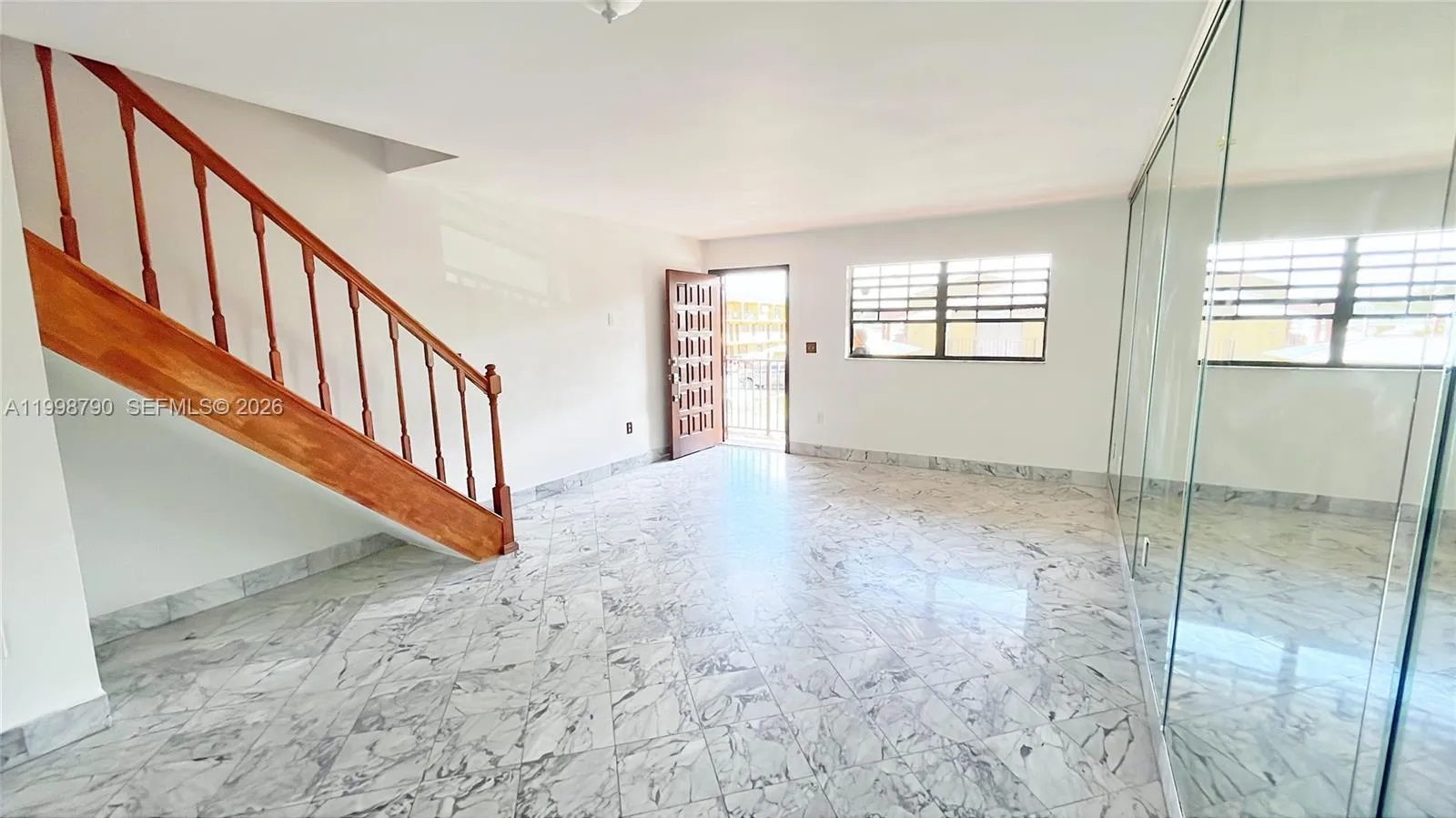 1283 W 51st Place 12, Hialeah, Florida 33012, Hialeah, Florida 33012, 2 Bedrooms Bedrooms, ,1 BathroomBathrooms,Residential Lease,For Rent,1283 W 51st Place 12, Hialeah, Florida 33012,A11998790