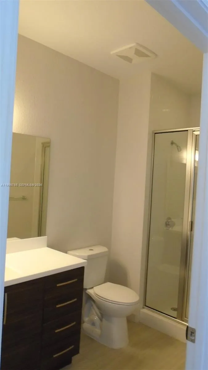 805 Se 3rd Ave 114, Fort Lauderdale, Florida 33316, Fort Lauderdale, Florida 33316, 2 Bedrooms Bedrooms, ,2 BathroomsBathrooms,Residential Lease,For Rent,805 Se 3rd Ave 114, Fort Lauderdale, Florida 33316,A11998785