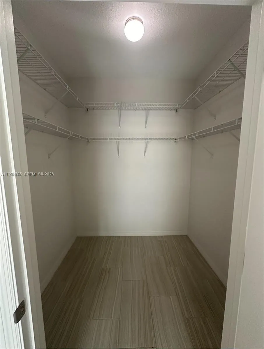 805 Se 3rd Ave 114, Fort Lauderdale, Florida 33316, Fort Lauderdale, Florida 33316, 2 Bedrooms Bedrooms, ,2 BathroomsBathrooms,Residential Lease,For Rent,805 Se 3rd Ave 114, Fort Lauderdale, Florida 33316,A11998785