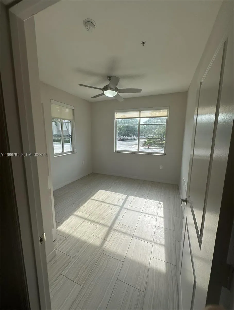 805 Se 3rd Ave 114, Fort Lauderdale, Florida 33316, Fort Lauderdale, Florida 33316, 2 Bedrooms Bedrooms, ,2 BathroomsBathrooms,Residential Lease,For Rent,805 Se 3rd Ave 114, Fort Lauderdale, Florida 33316,A11998785