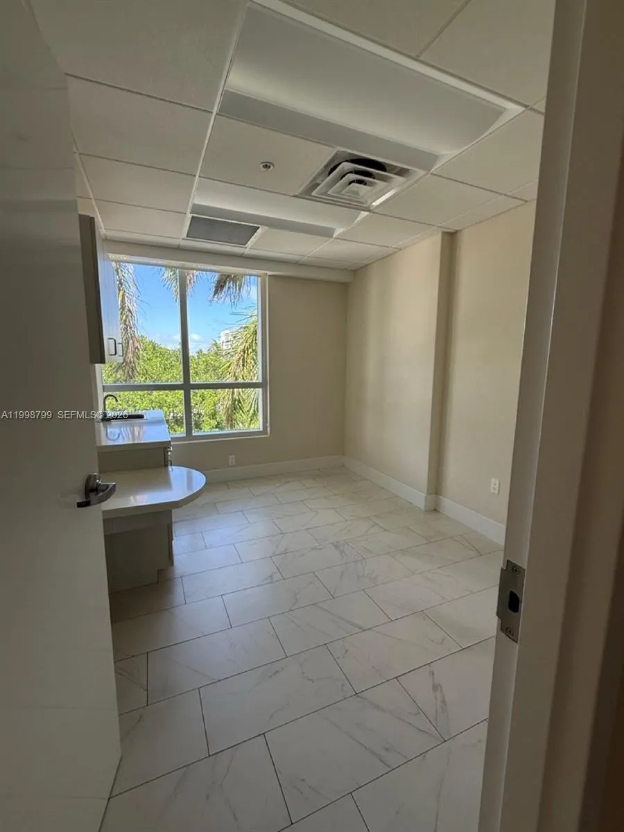 2866 E Oakland Park Blvd, Fort Lauderdale, Florida, Fort Lauderdale, Florida 33306, ,Commercial Lease,For Rent,2866 E Oakland Park Blvd, Fort Lauderdale, Florida,A11998799