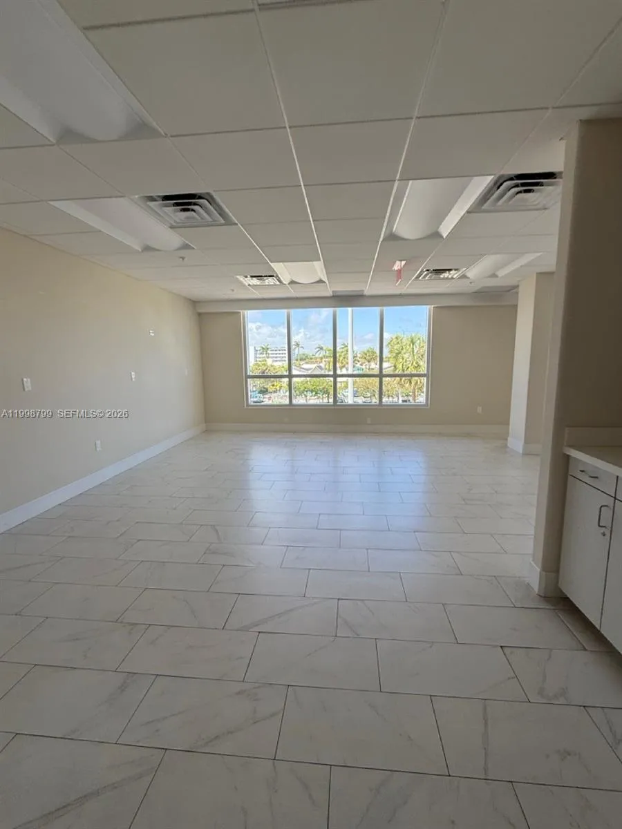 2866 E Oakland Park Blvd, Fort Lauderdale, Florida, Fort Lauderdale, Florida 33306, ,Commercial Lease,For Rent,2866 E Oakland Park Blvd, Fort Lauderdale, Florida,A11998799