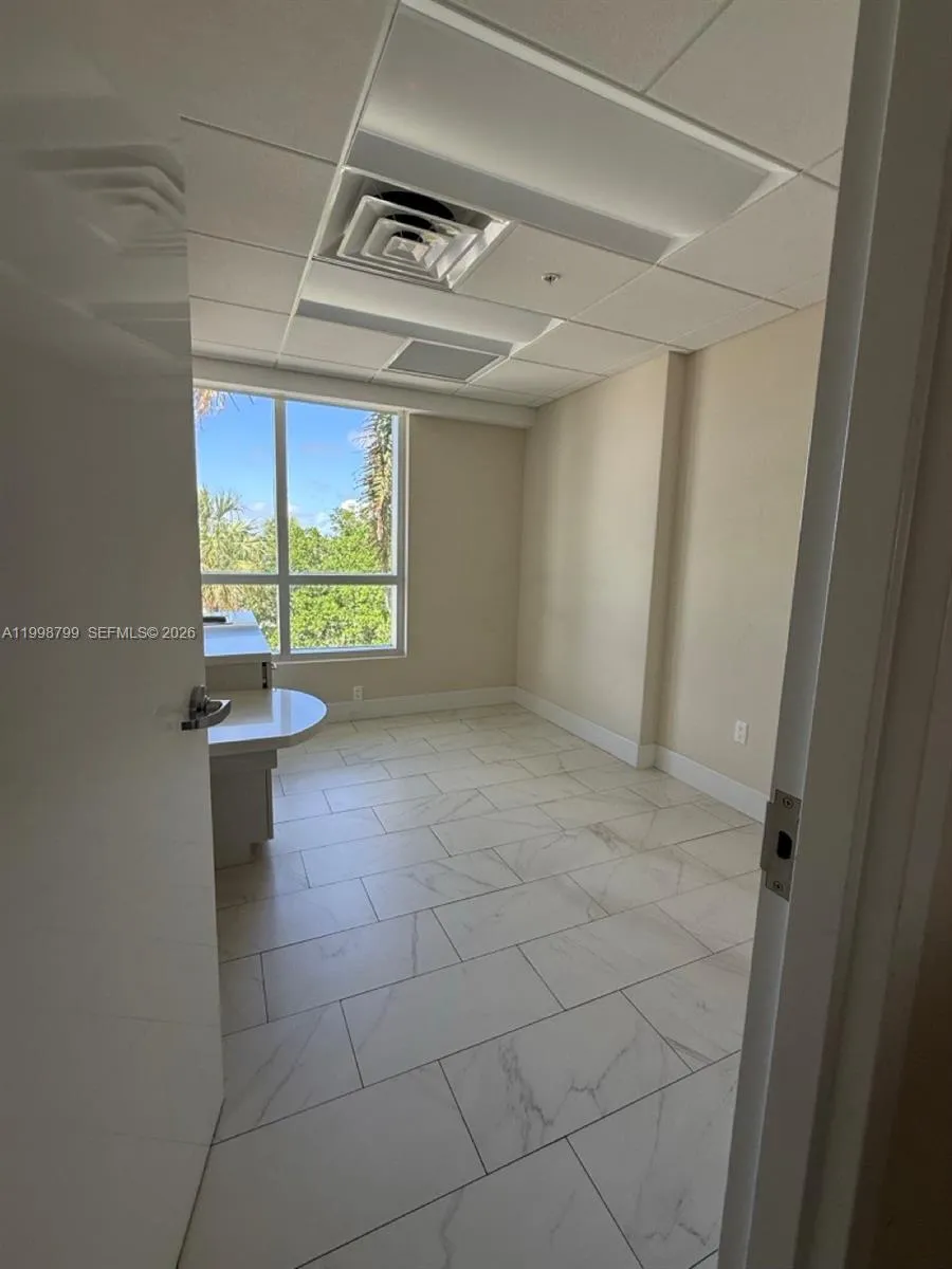 2866 E Oakland Park Blvd, Fort Lauderdale, Florida, Fort Lauderdale, Florida 33306, ,Commercial Lease,For Rent,2866 E Oakland Park Blvd, Fort Lauderdale, Florida,A11998799