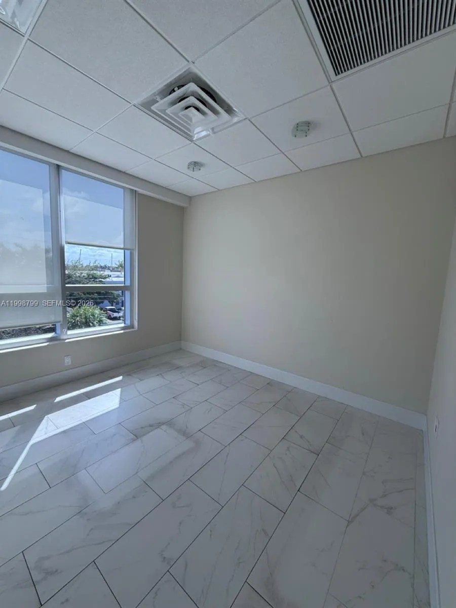 2866 E Oakland Park Blvd, Fort Lauderdale, Florida, Fort Lauderdale, Florida 33306, ,Commercial Lease,For Rent,2866 E Oakland Park Blvd, Fort Lauderdale, Florida,A11998799