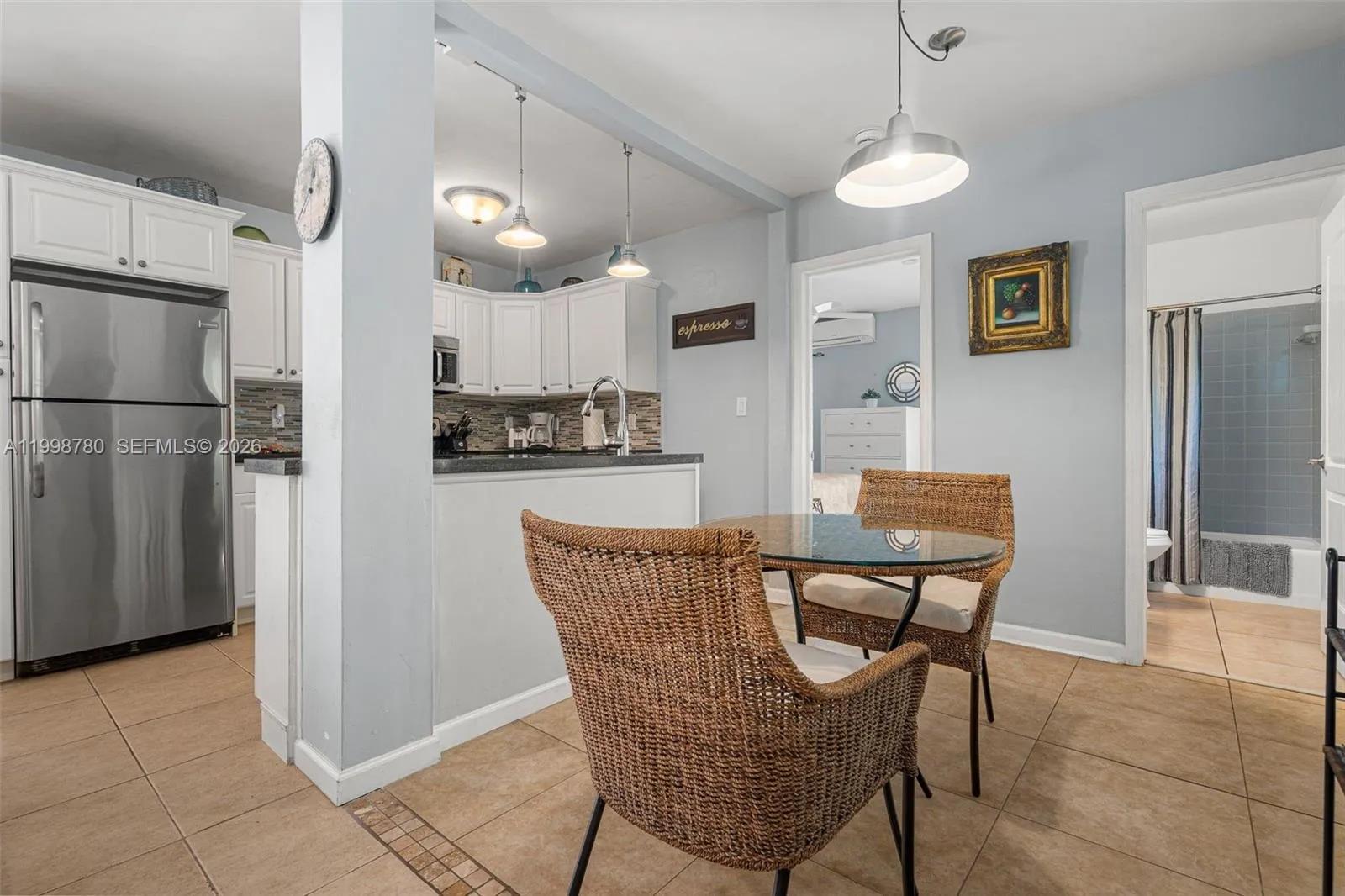 2033 Ne 33rd Ave 2, Fort Lauderdale, Florida 33305, Fort Lauderdale, Florida 33305, 1 Bedroom Bedrooms, ,1 BathroomBathrooms,Residential Lease,For Rent,2033 Ne 33rd Ave 2, Fort Lauderdale, Florida 33305,A11998780