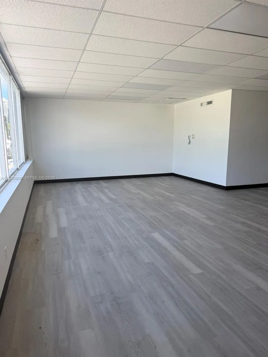 2876 E Oakland Park Blvd, Fort Lauderdale, Florida, Fort Lauderdale, Florida 33306, ,Commercial Lease,For Rent,2876 E Oakland Park Blvd, Fort Lauderdale, Florida,A11998806