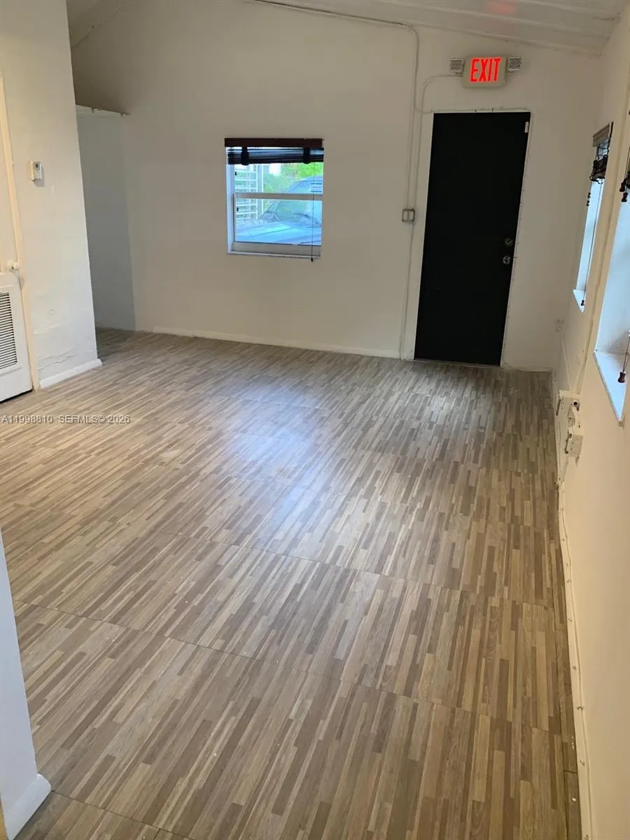647 Ne 79th St, Miami, Florida 33138, Miami, Florida 33138, ,Commercial Lease,For Rent,647 Ne 79th St, Miami, Florida 33138,A11998810