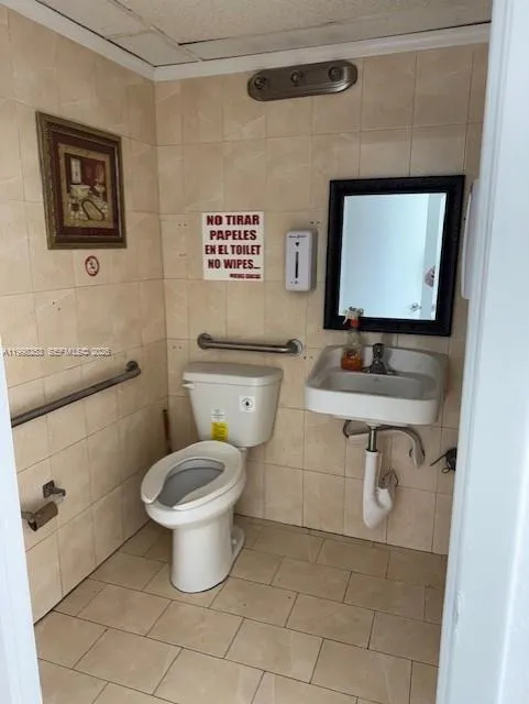 5755 W Flagler St 114, Miami, Florida 33144, Miami, Florida 33144, ,Commercial Lease,For Rent,5755 W Flagler St 114, Miami, Florida 33144,A11998253