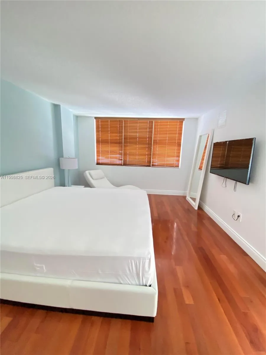 6917 Collins Ave 904, Miami Beach, Florida 33141, Miami Beach, Florida 33141, 1 Bedroom Bedrooms, ,1 BathroomBathrooms,Residential Lease,For Rent,6917 Collins Ave 904, Miami Beach, Florida 33141,A11998825