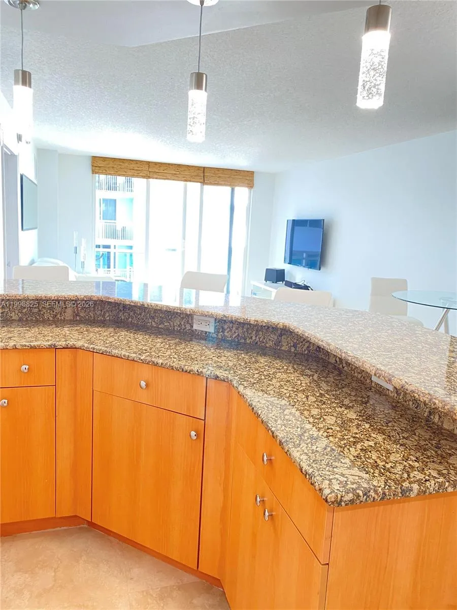 6917 Collins Ave 904, Miami Beach, Florida 33141, Miami Beach, Florida 33141, 1 Bedroom Bedrooms, ,1 BathroomBathrooms,Residential Lease,For Rent,6917 Collins Ave 904, Miami Beach, Florida 33141,A11998825