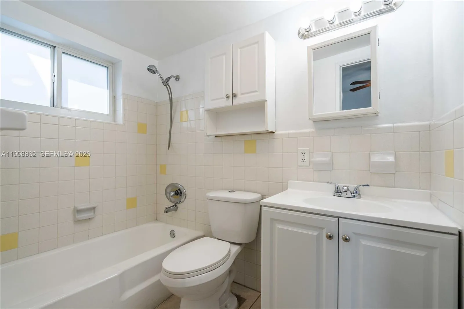 3049 Nw 9th Ave 4, Wilton Manors, Florida 33311, Wilton Manors, Florida 33311, 1 Bedroom Bedrooms, ,1 BathroomBathrooms,Residential Lease,For Rent,3049 Nw 9th Ave 4, Wilton Manors, Florida 33311,A11998832