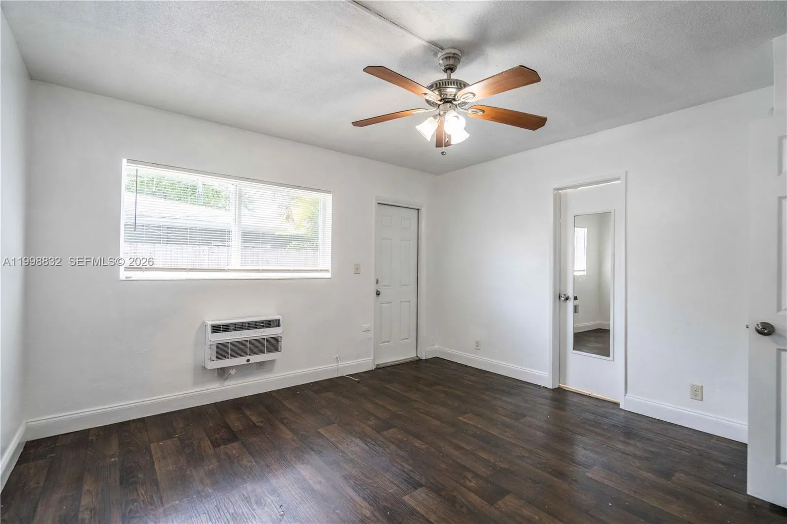 3049 Nw 9th Ave 4, Wilton Manors, Florida 33311, Wilton Manors, Florida 33311, 1 Bedroom Bedrooms, ,1 BathroomBathrooms,Residential Lease,For Rent,3049 Nw 9th Ave 4, Wilton Manors, Florida 33311,A11998832