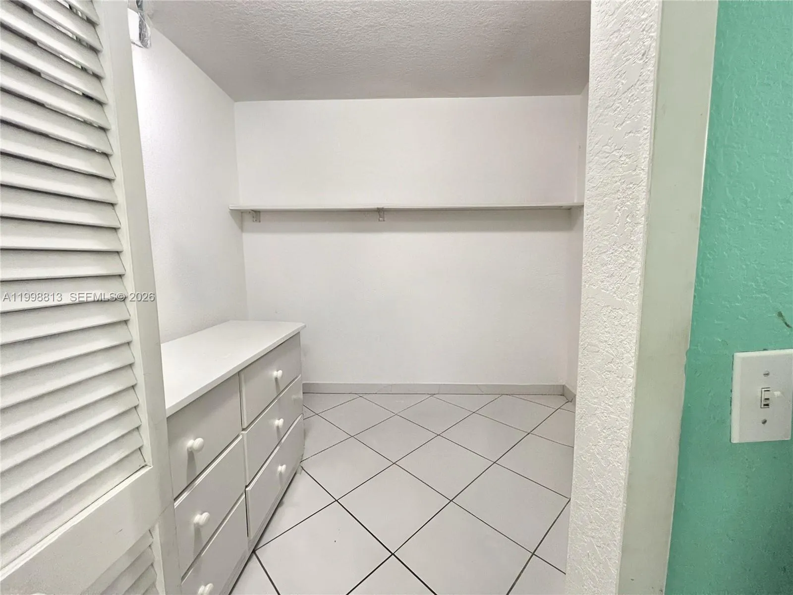 10140 Sw 26th Ter, Miami, Florida 33165, Miami, Florida 33165, 5 Bedrooms Bedrooms, ,4 BathroomsBathrooms,Residential,For Sale,10140 Sw 26th Ter, Miami, Florida 33165,A11998813