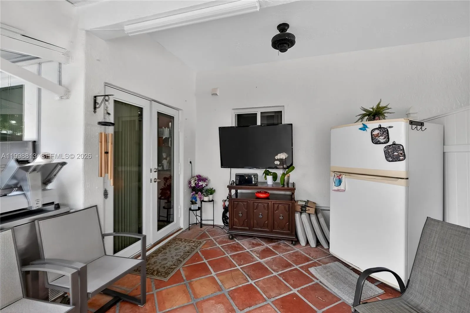 10140 Sw 26th Ter, Miami, Florida 33165, Miami, Florida 33165, 5 Bedrooms Bedrooms, ,4 BathroomsBathrooms,Residential,For Sale,10140 Sw 26th Ter, Miami, Florida 33165,A11998813