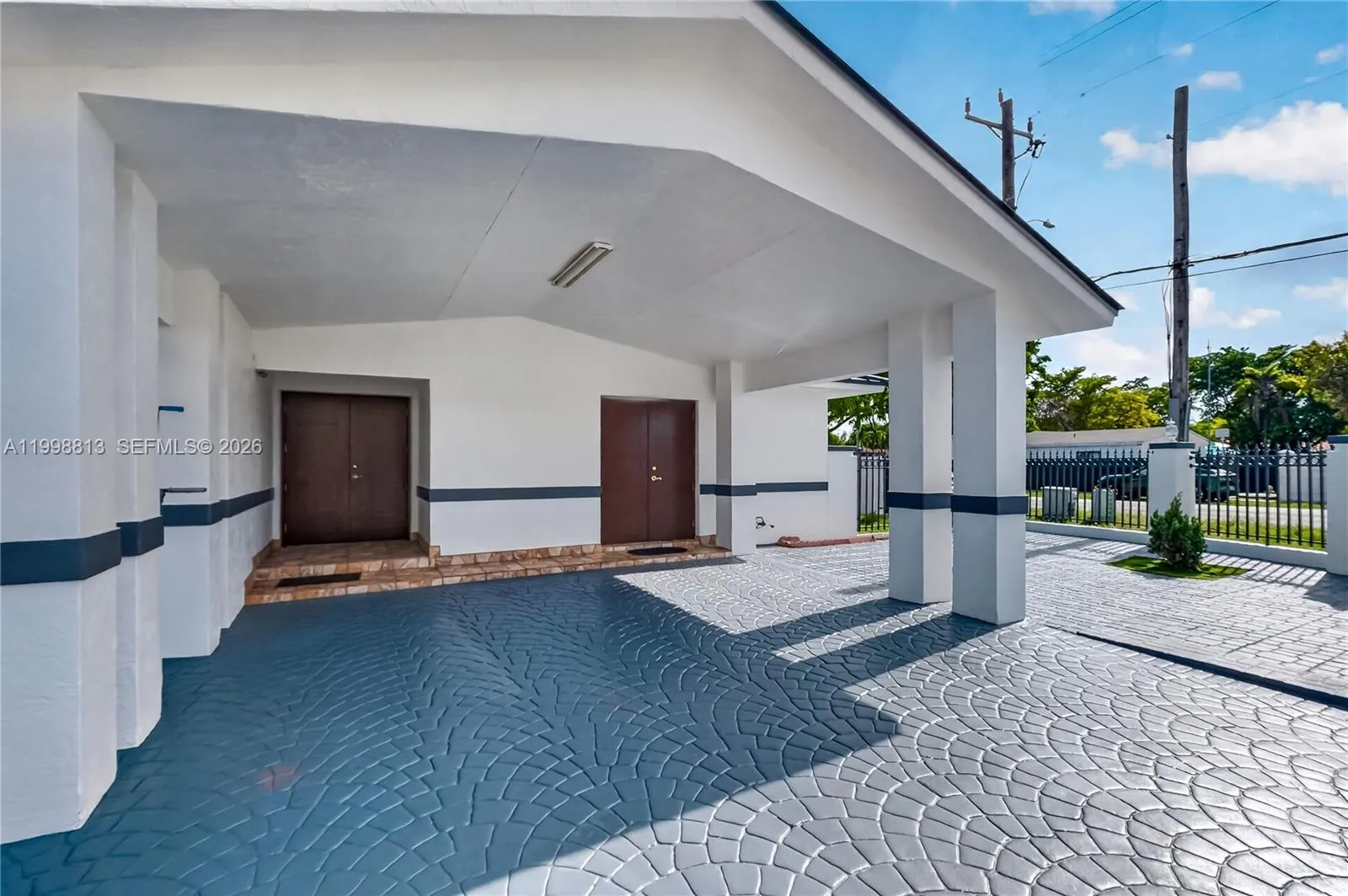 10140 Sw 26th Ter, Miami, Florida 33165, Miami, Florida 33165, 5 Bedrooms Bedrooms, ,4 BathroomsBathrooms,Residential,For Sale,10140 Sw 26th Ter, Miami, Florida 33165,A11998813