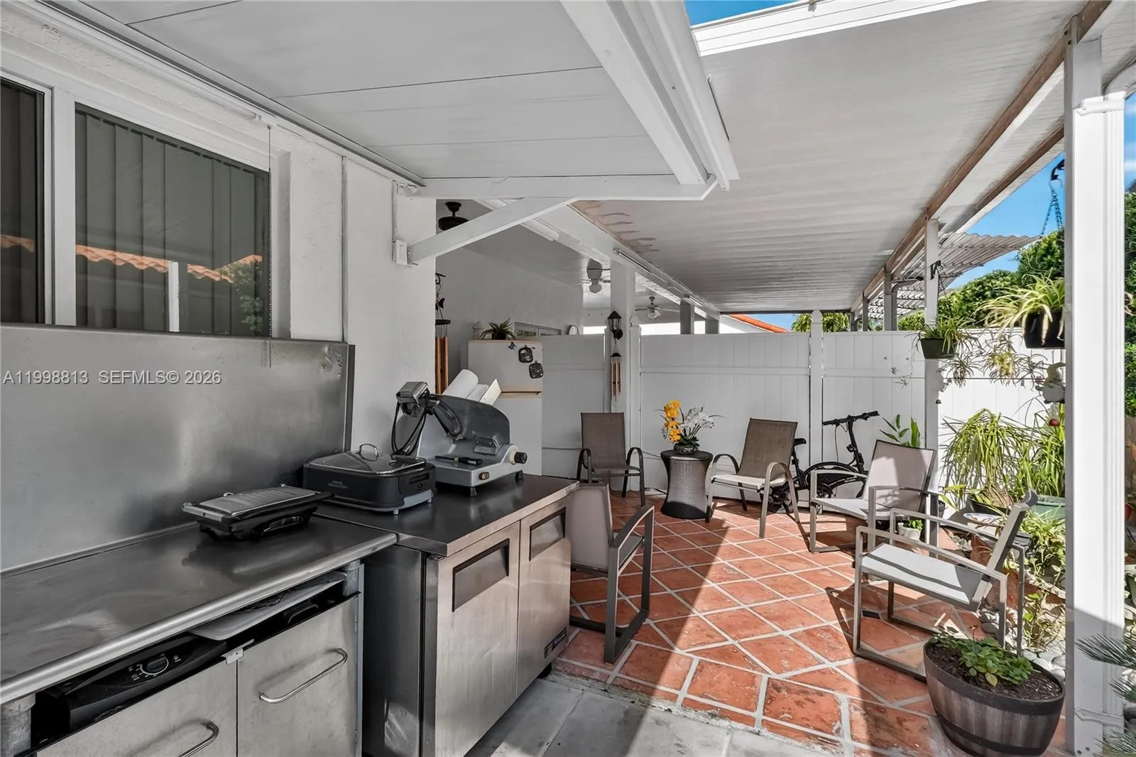 10140 Sw 26th Ter, Miami, Florida 33165, Miami, Florida 33165, 5 Bedrooms Bedrooms, ,4 BathroomsBathrooms,Residential,For Sale,10140 Sw 26th Ter, Miami, Florida 33165,A11998813