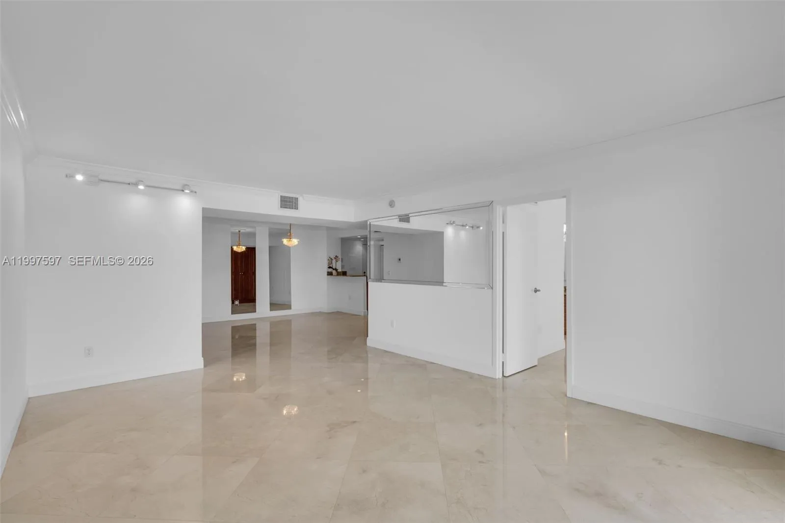 2333 Brickell Ave 1109, Miami, Florida 33129, Miami, Florida 33129, 1 Bedroom Bedrooms, ,1 BathroomBathrooms,Residential Lease,For Rent,2333 Brickell Ave 1109, Miami, Florida 33129,A11997597