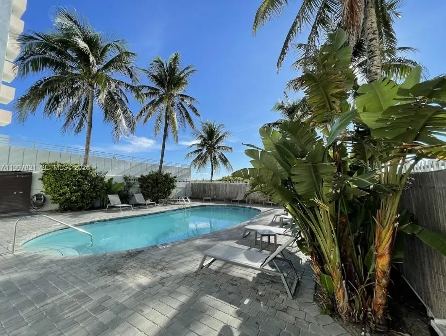 335 Ocean Dr 214, Miami Beach, Florida 33139, Miami Beach, Florida 33139, 1 Bedroom Bedrooms, ,1 BathroomBathrooms,Residential,For Sale,335 Ocean Dr 214, Miami Beach, Florida 33139,A11997821