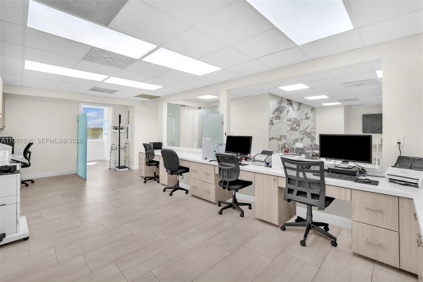 CHECK-IN WORKSTATIONS