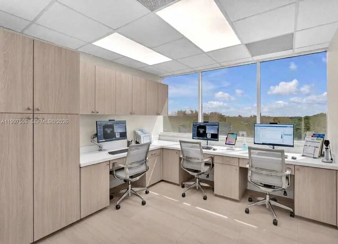 WORKSTATIONS