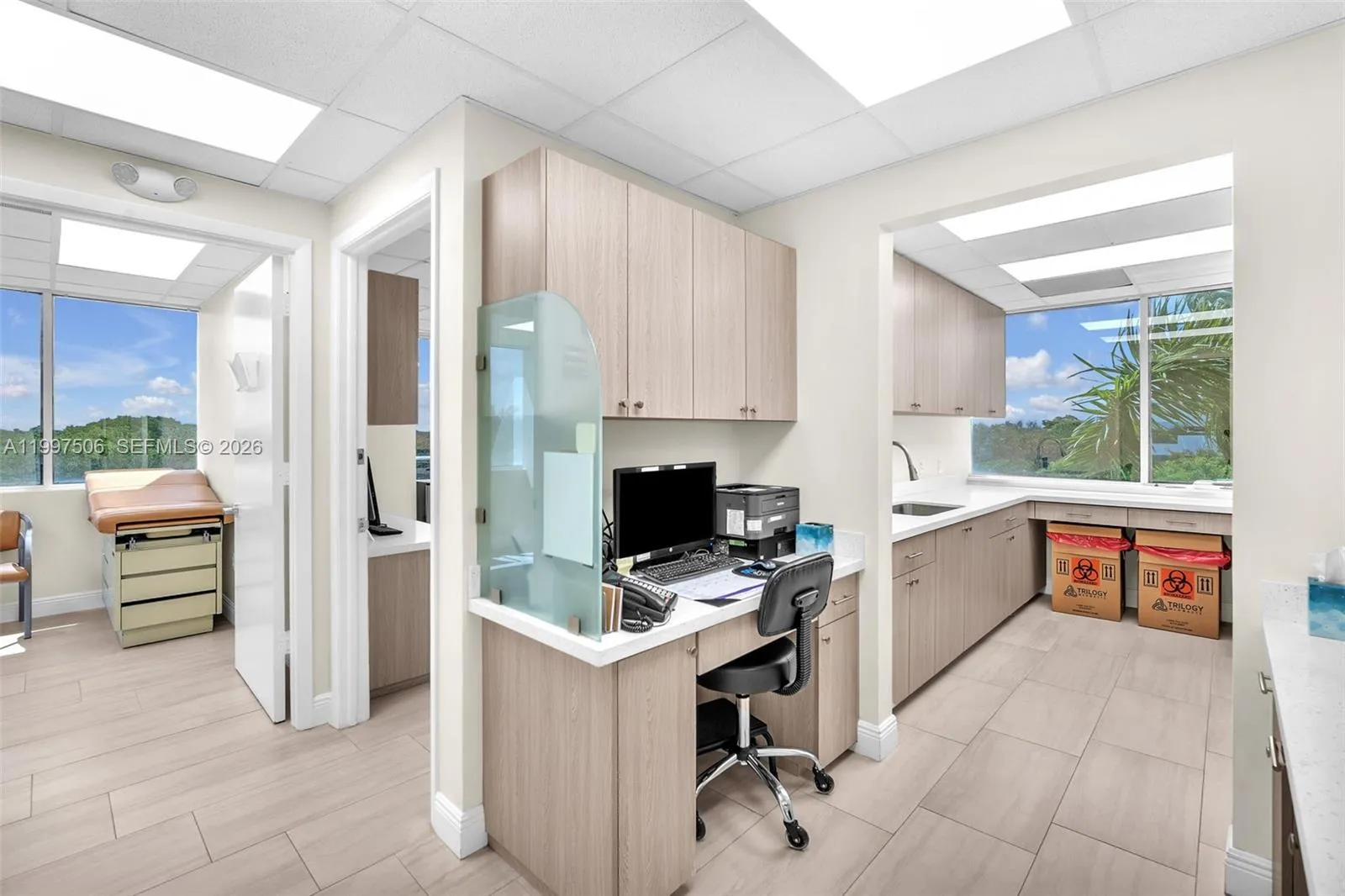 LAB AREA