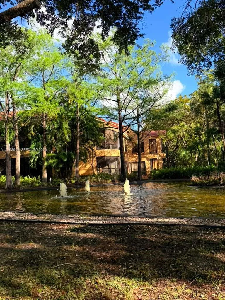 15515 N Miami Lakeway N 202-11, Miami Lakes, Flori, Miami Lakes, Florida 33014, 2 Bedrooms Bedrooms, ,2 BathroomsBathrooms,Residential Lease,For Rent,15515 N Miami Lakeway N 202-11, Miami Lakes, Flori,A11998909